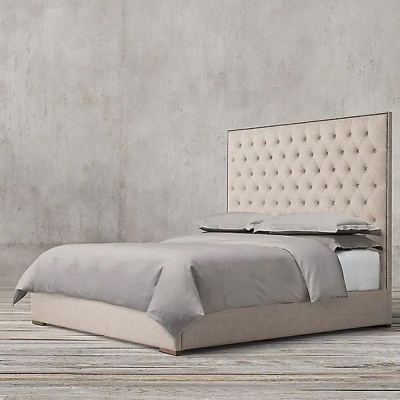 Фото Двуспальная кровать Adler Panel Diamond-Tufted Fabric бежевого цвета